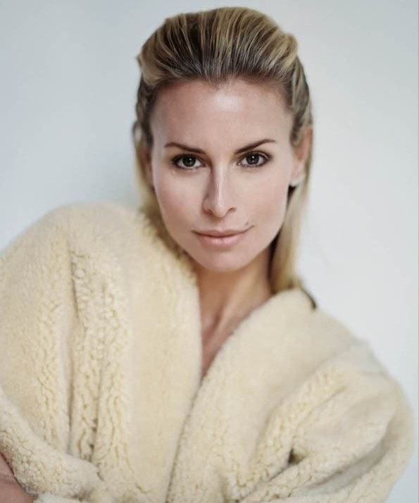 NIKI TAYLOR image