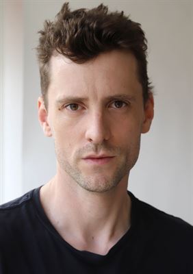 GEORGE BARNETT image