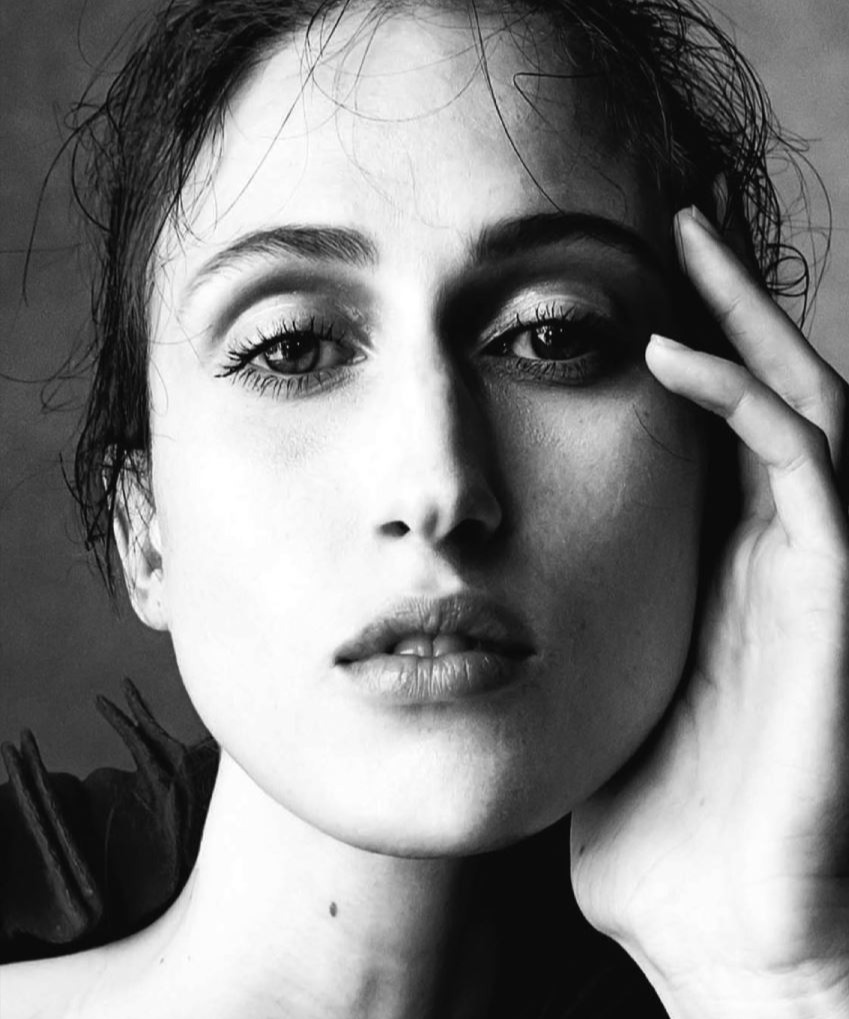 Anna Cleveland image