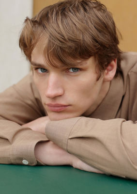 GILES SYNAEVE image