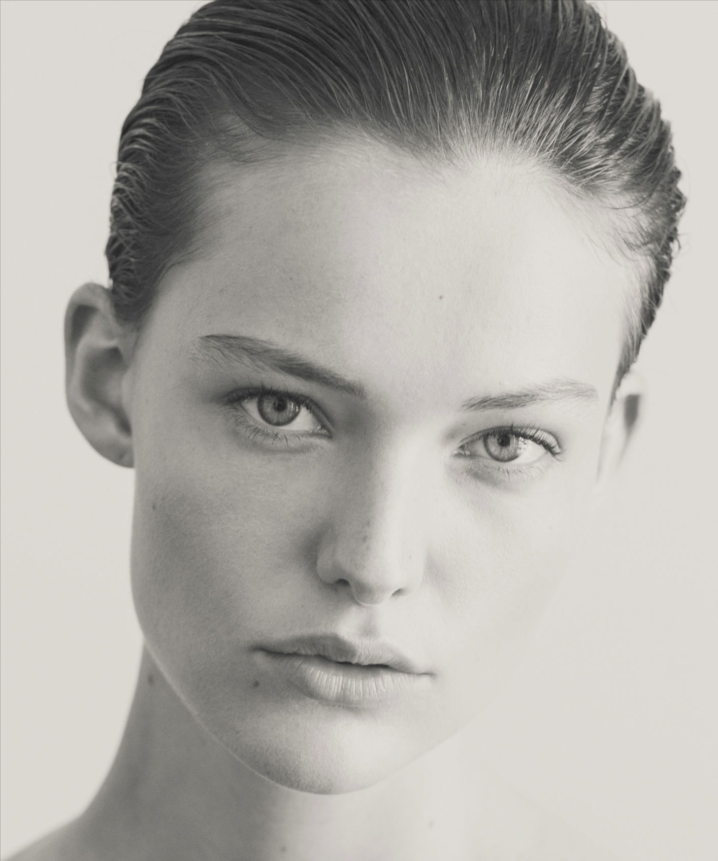 Sara  V image