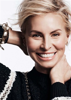 NIKI TAYLOR image