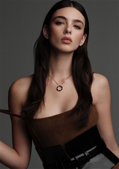 Deva Cassel  image
