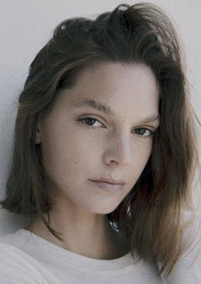 Lilly Cloake image