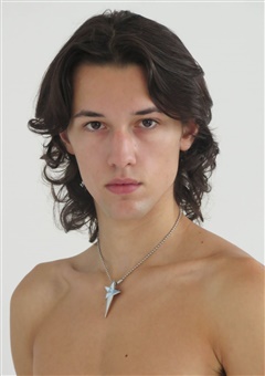 Finn Doering image