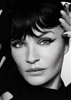 Helena Christensen image